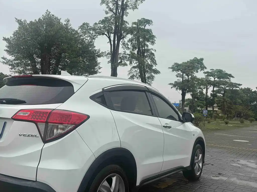 Honda Vezel 2021 — фото 21