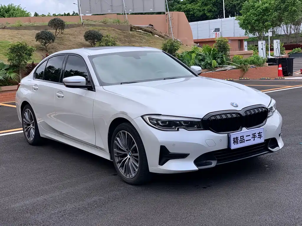 BMW 3 Series 2022