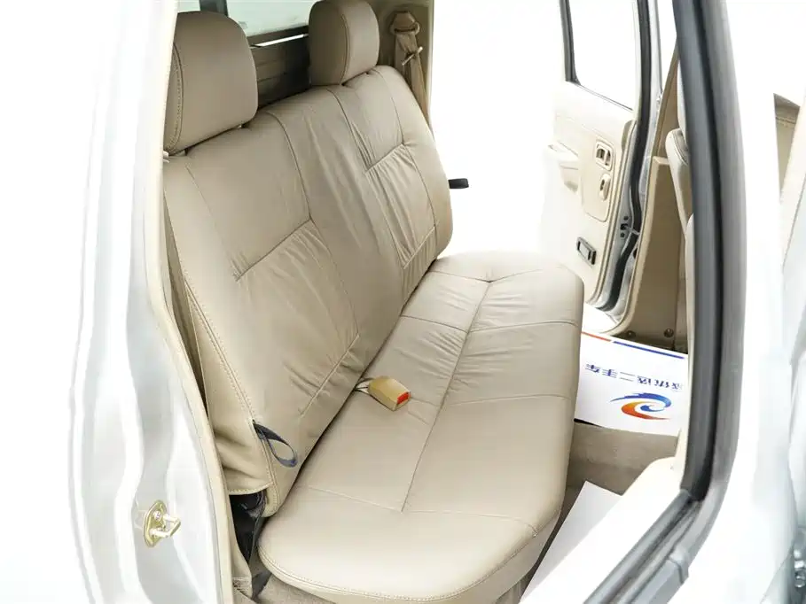 Nissan ZN Van 2014 — фото 27