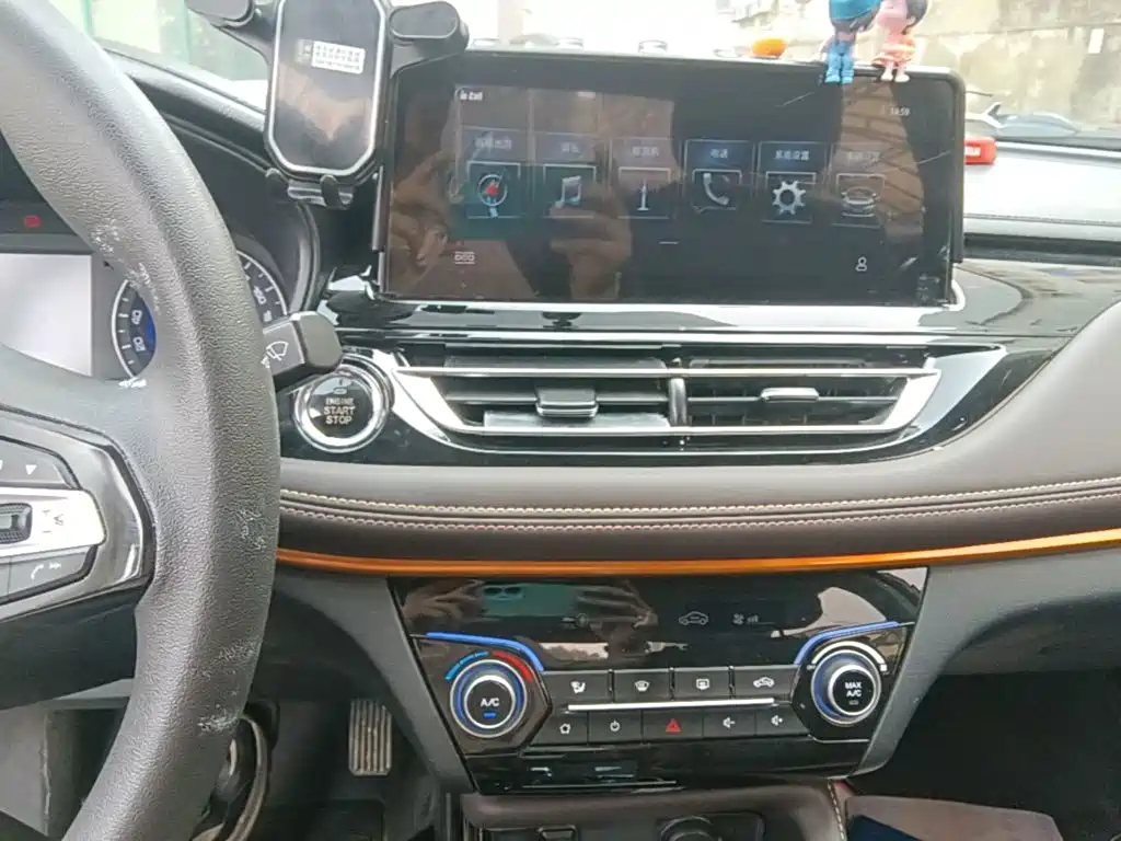 Changan Eado DT 2019 — фото 13