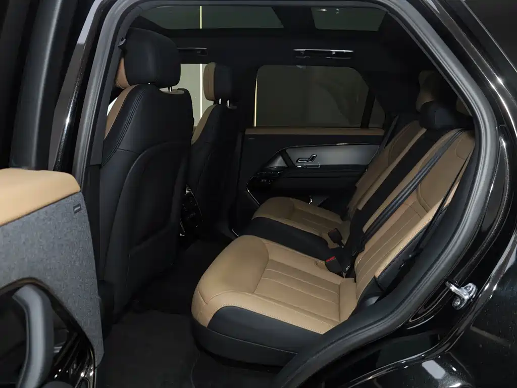 Land Rover Sport 2025 — фото 10