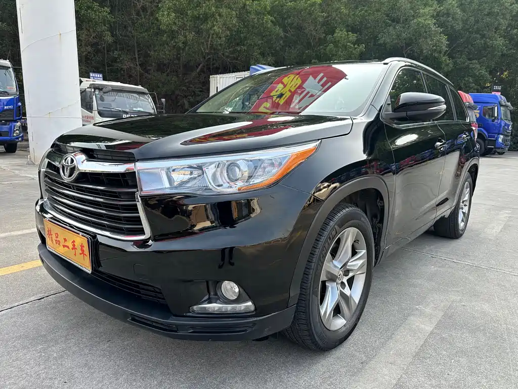 Toyota Highlander 2016 — фото 1