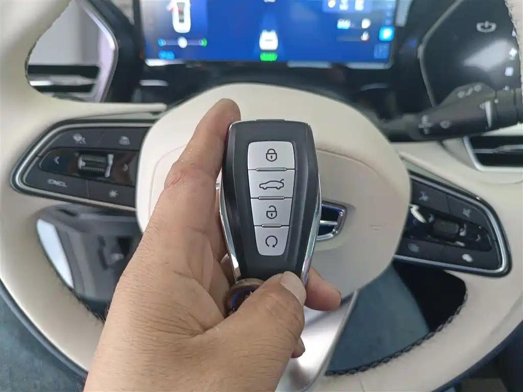 Geely Xingyue L 2023 — фото 17