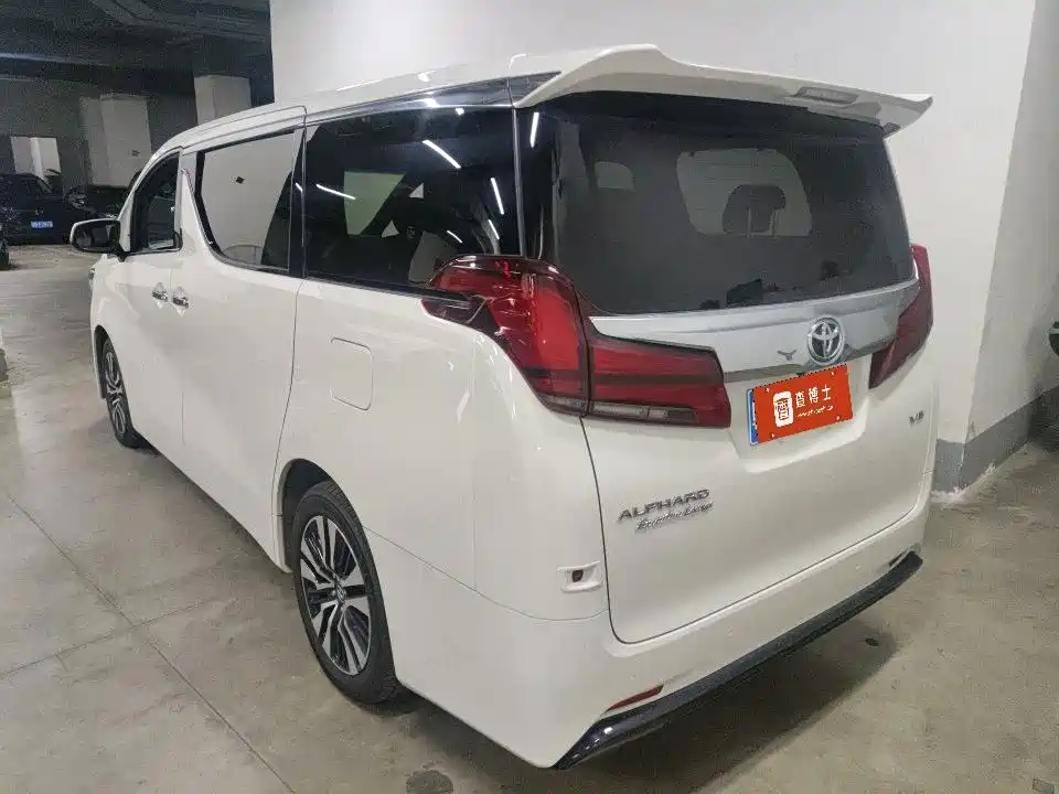Toyota Alphard 2019 — фото 6