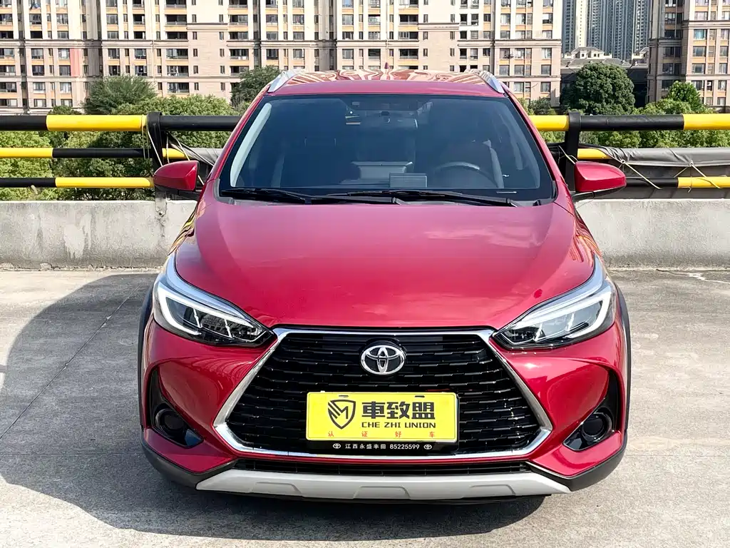 Toyota Yaris L 2022 — фото 2