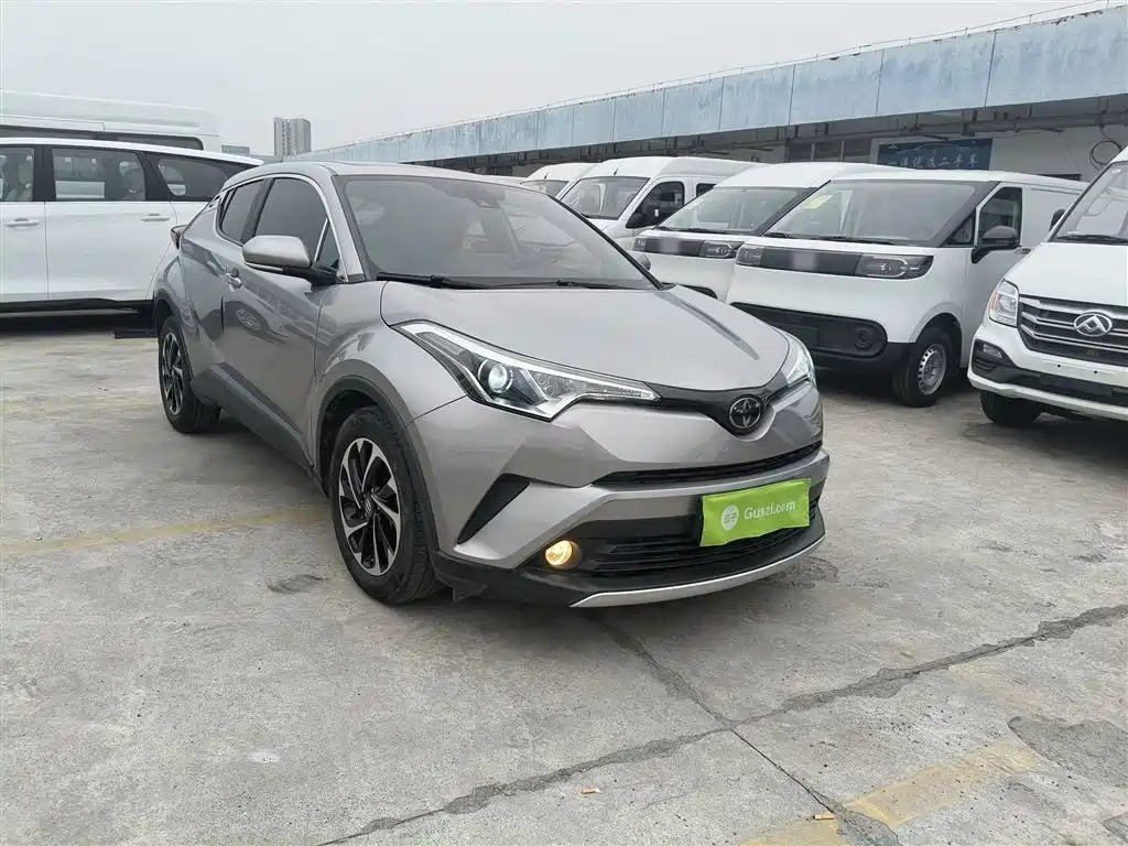 Toyota IZOA 2019 — фото 4