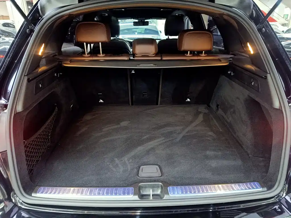 Mercedes-Benz GLC 2020 — фото 24