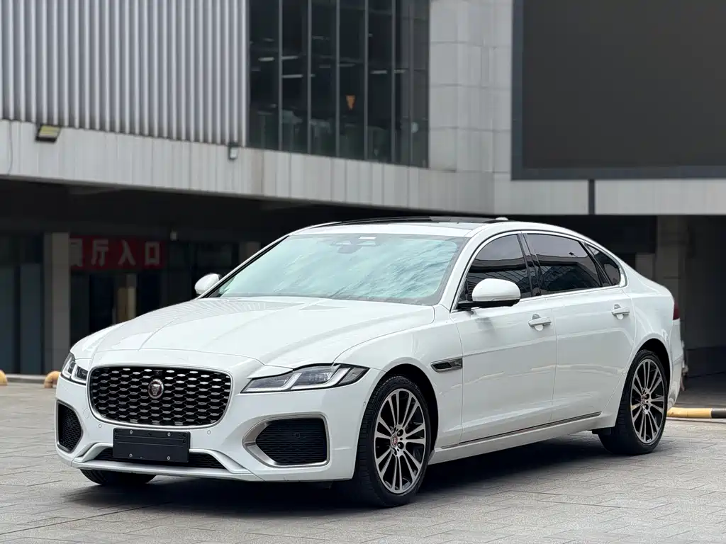Jaguar XFL 2022