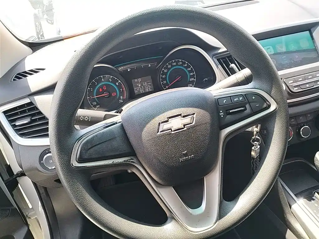 Chevrolet Cavalier 2017 — фото 11