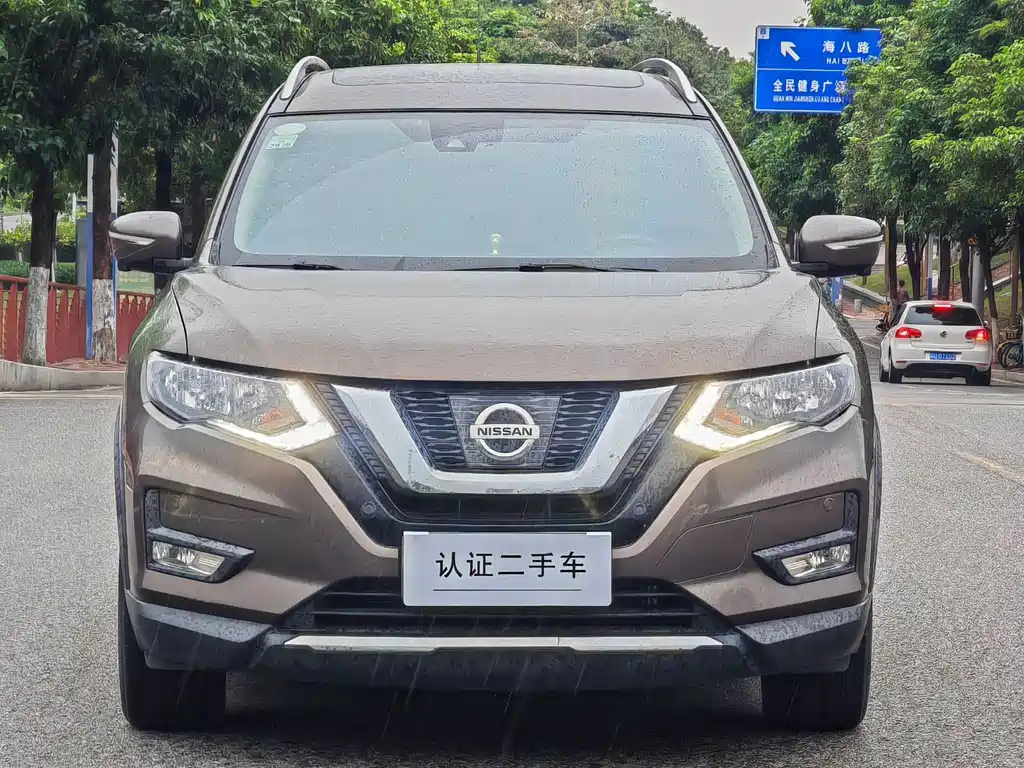 Nissan X-Trail 2018 — фото 2