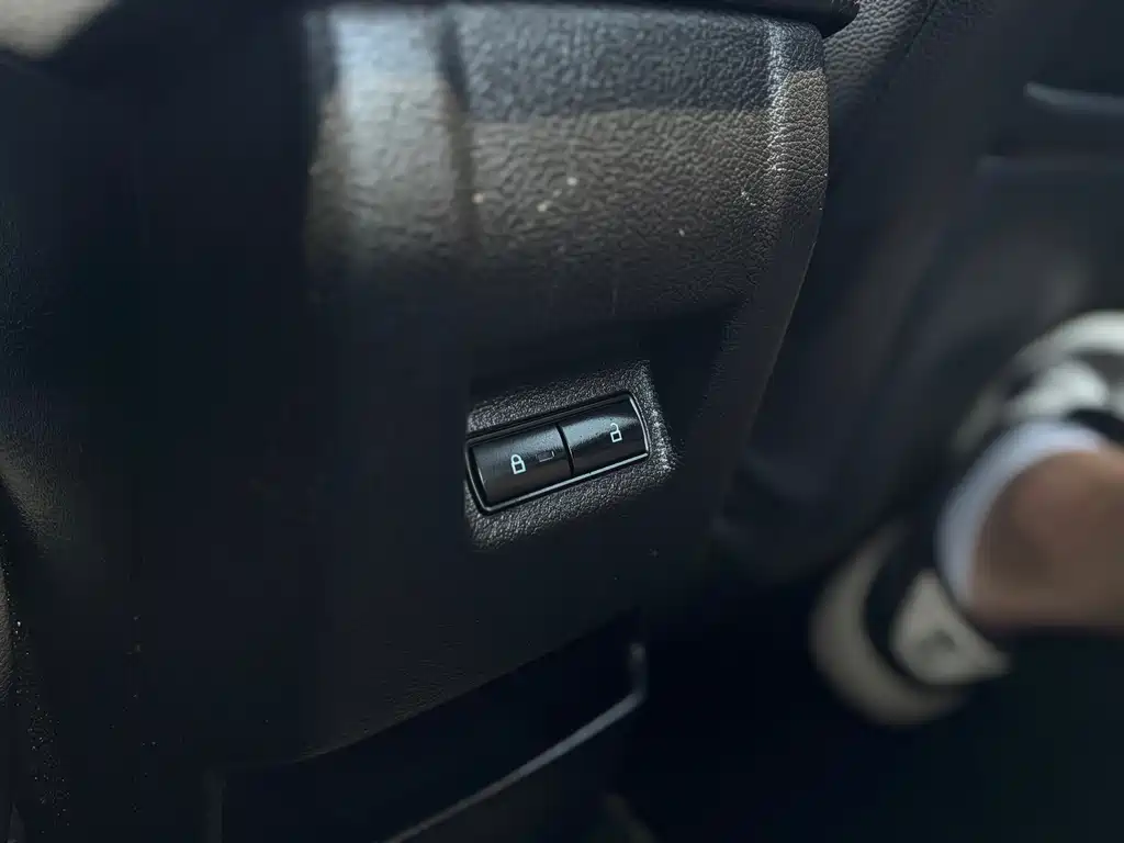 Ford Focus 2016 — фото 19