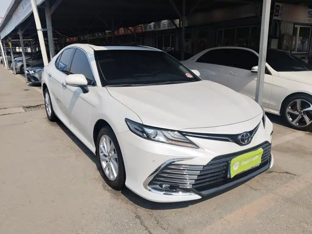 Toyota Camry 2022 — фото 22