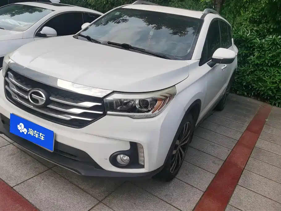 GAC Motor Trumpchi GS4 2016 — фото 1