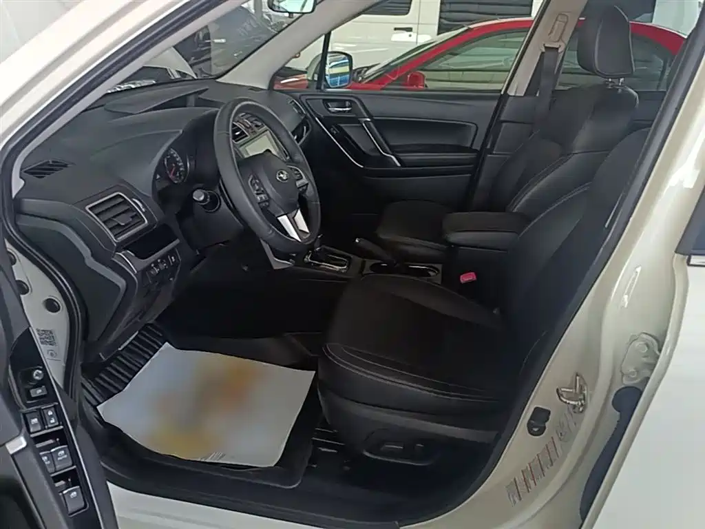 Subaru Forester 2016 — фото 15