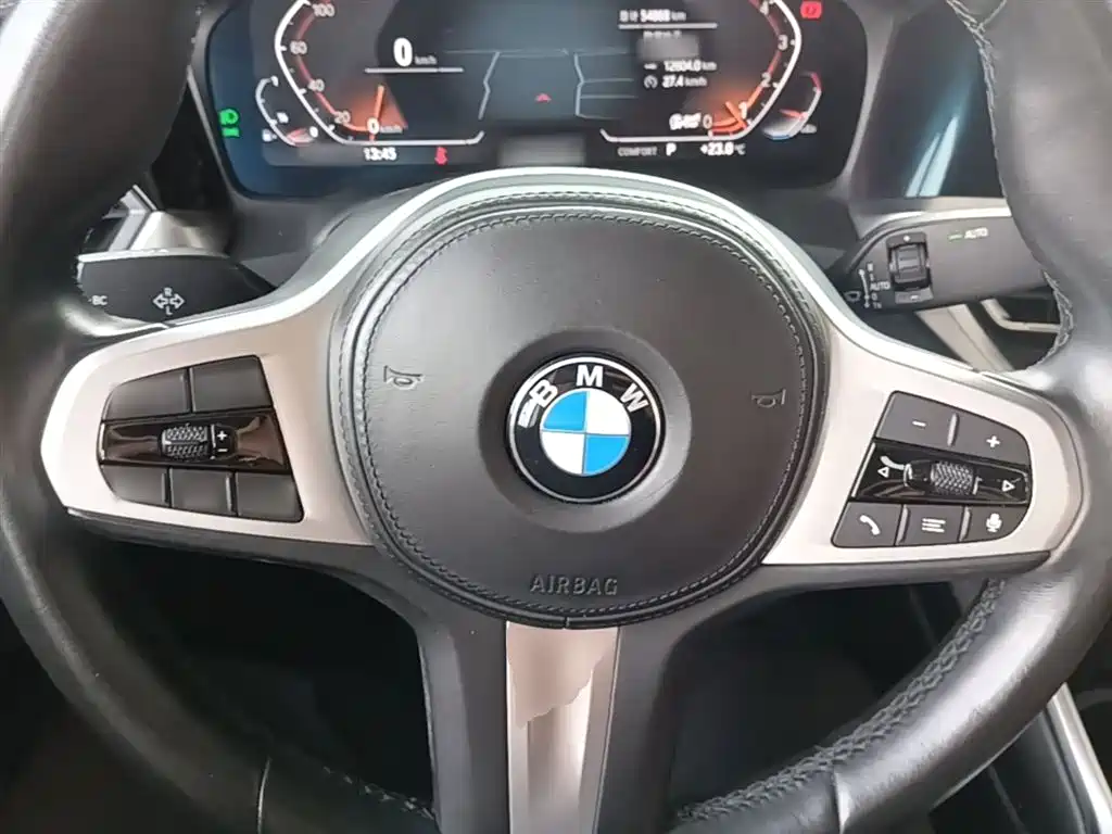 BMW 3 Series 2022 — фото 11