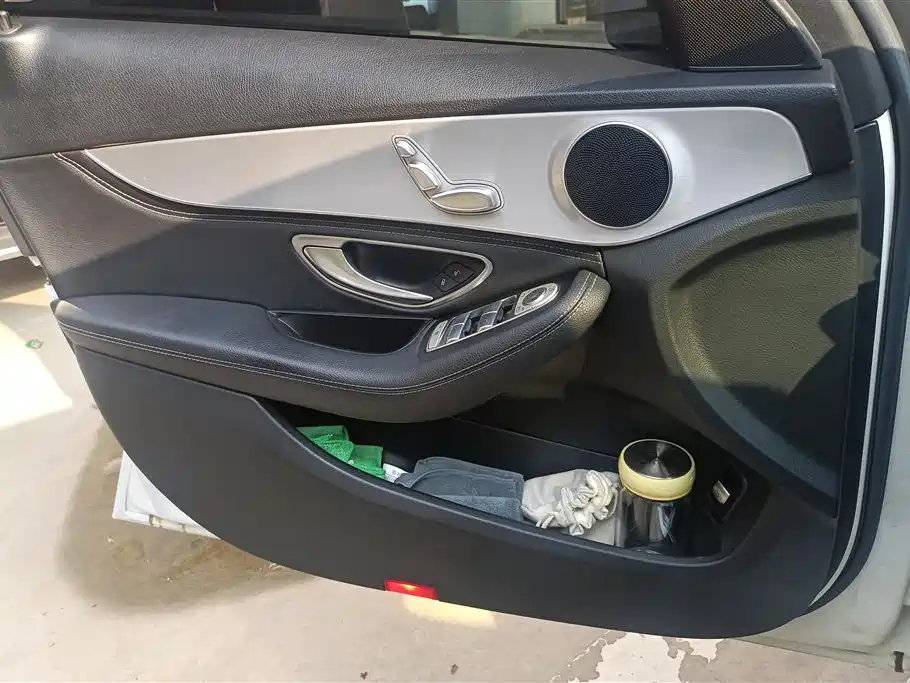 Mercedes-Benz C-Class 2019 — фото 7