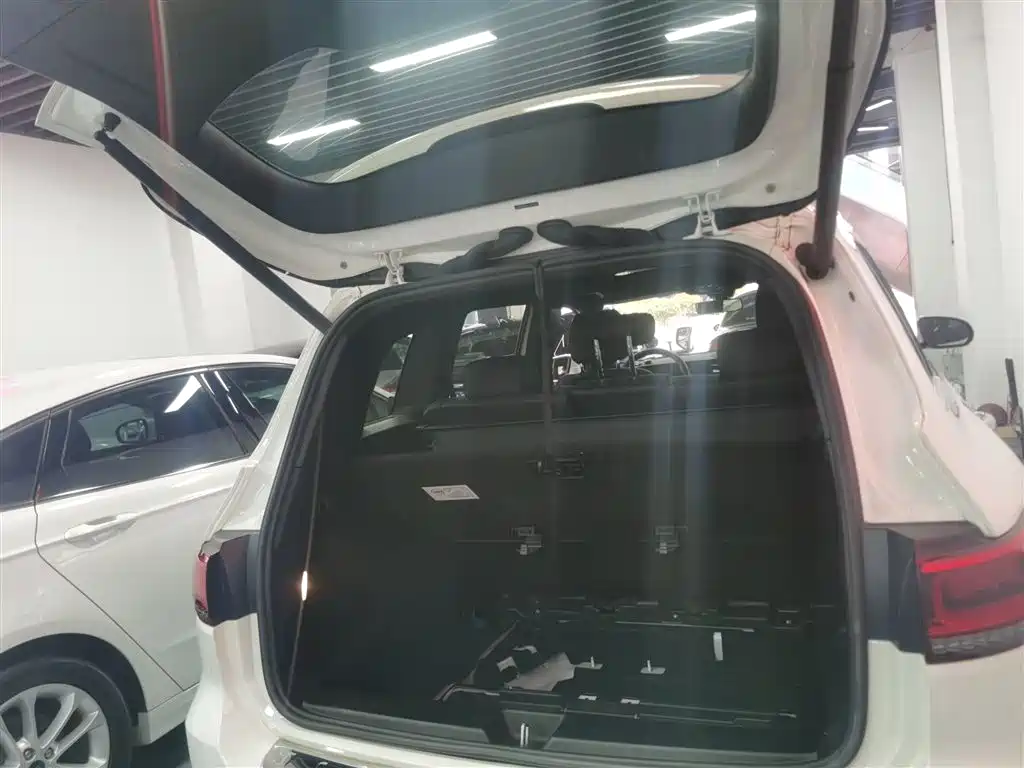 Mercedes-Benz GLB 2020 — фото 15