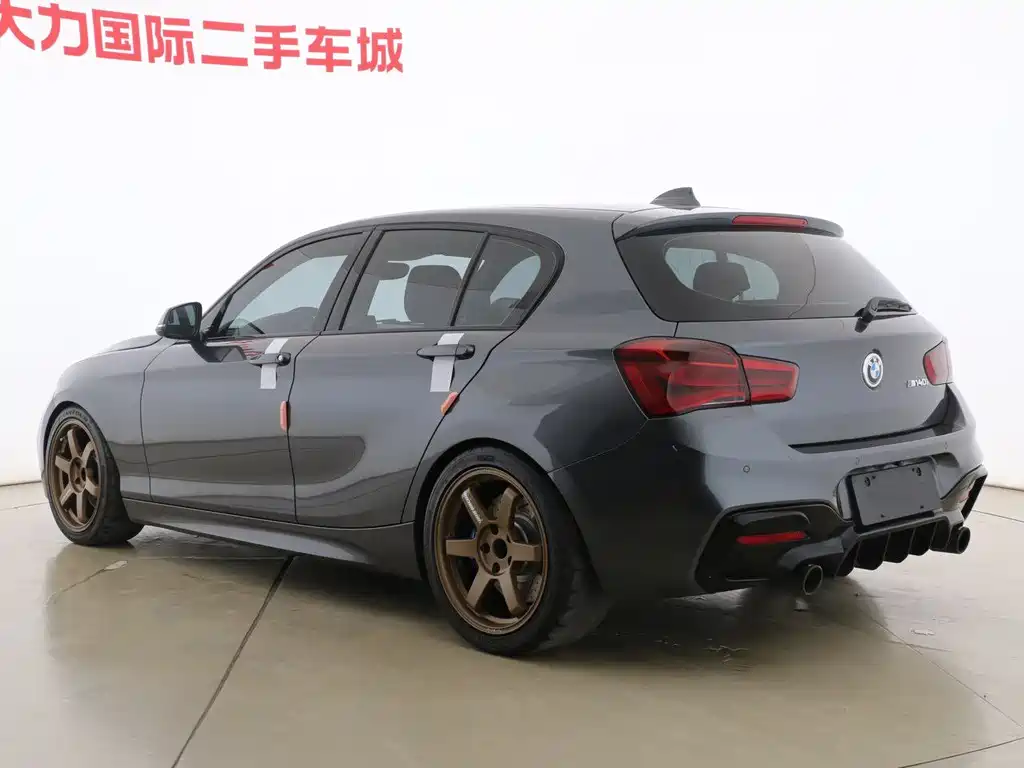BMW 1 Series 2018 — фото 3