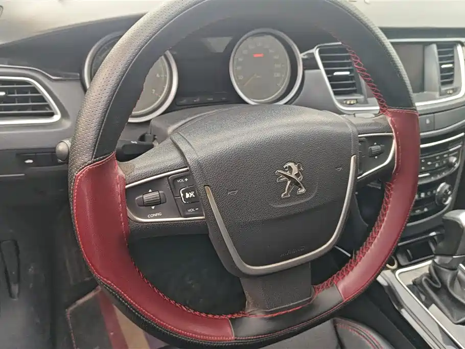 Peugeot 508 2015 — фото 13