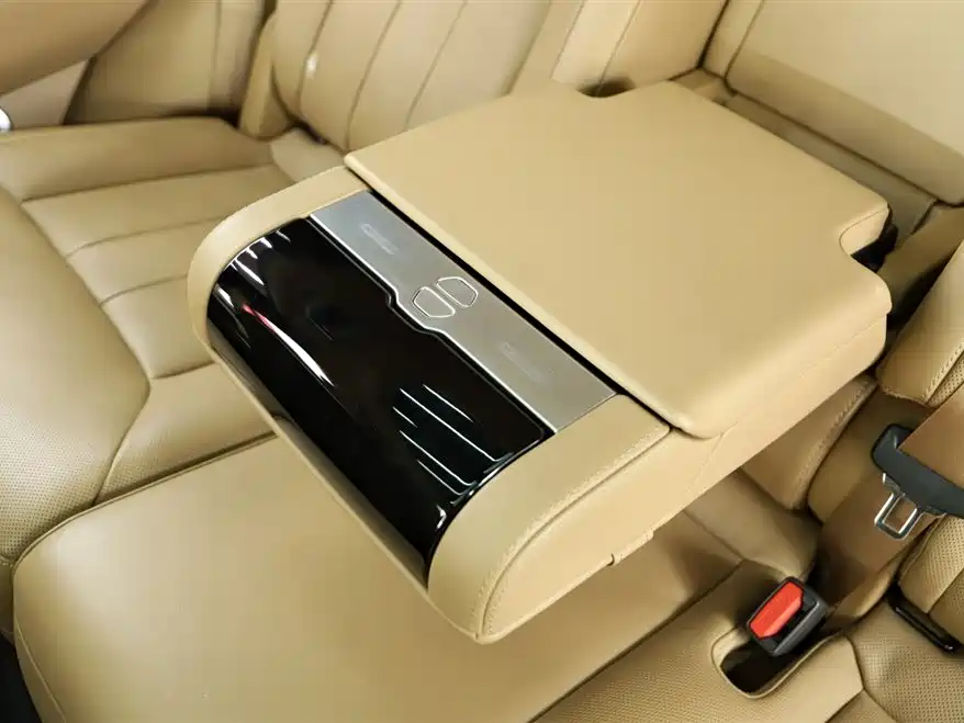 Land Rover Range Rover 2024 — фото 14