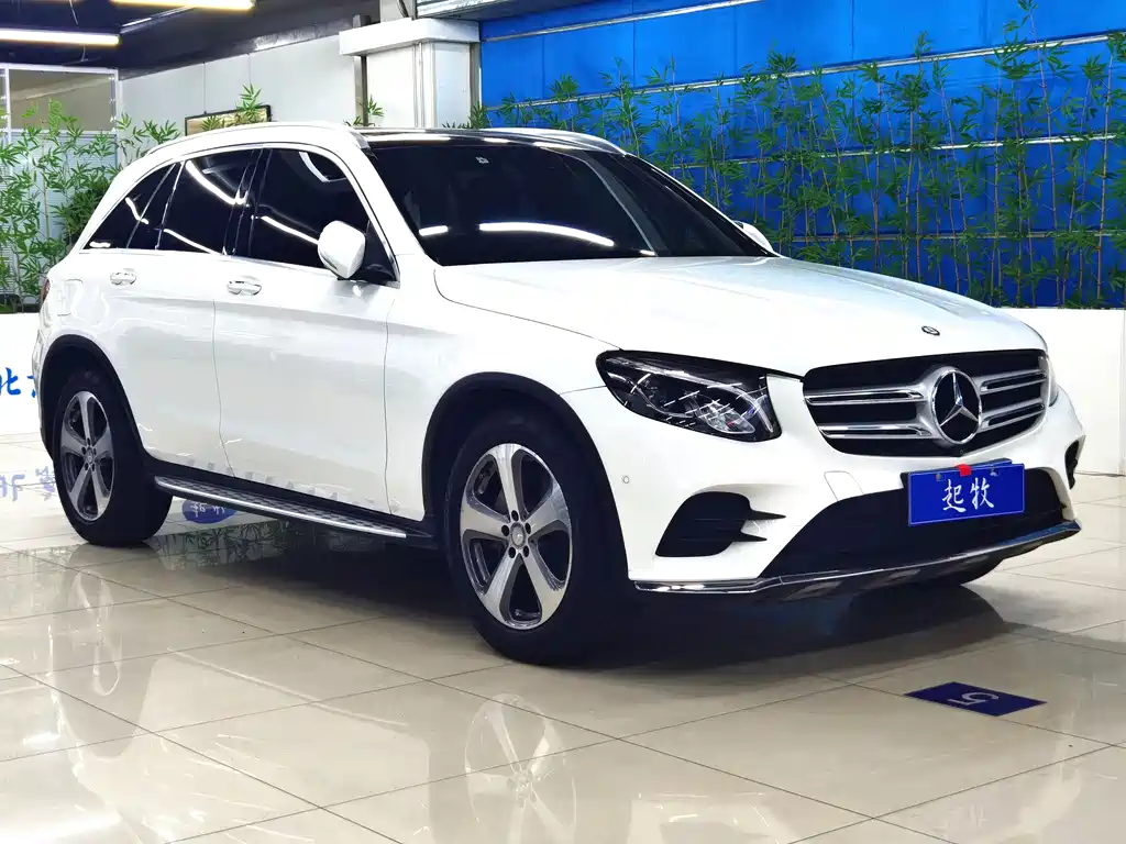 Mercedes-Benz GLC 2017 — фото 3
