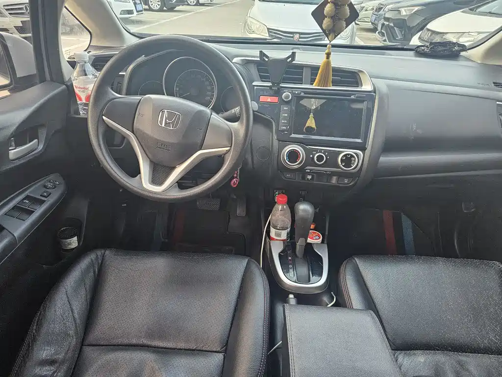 Honda Fit 2016 — фото 7