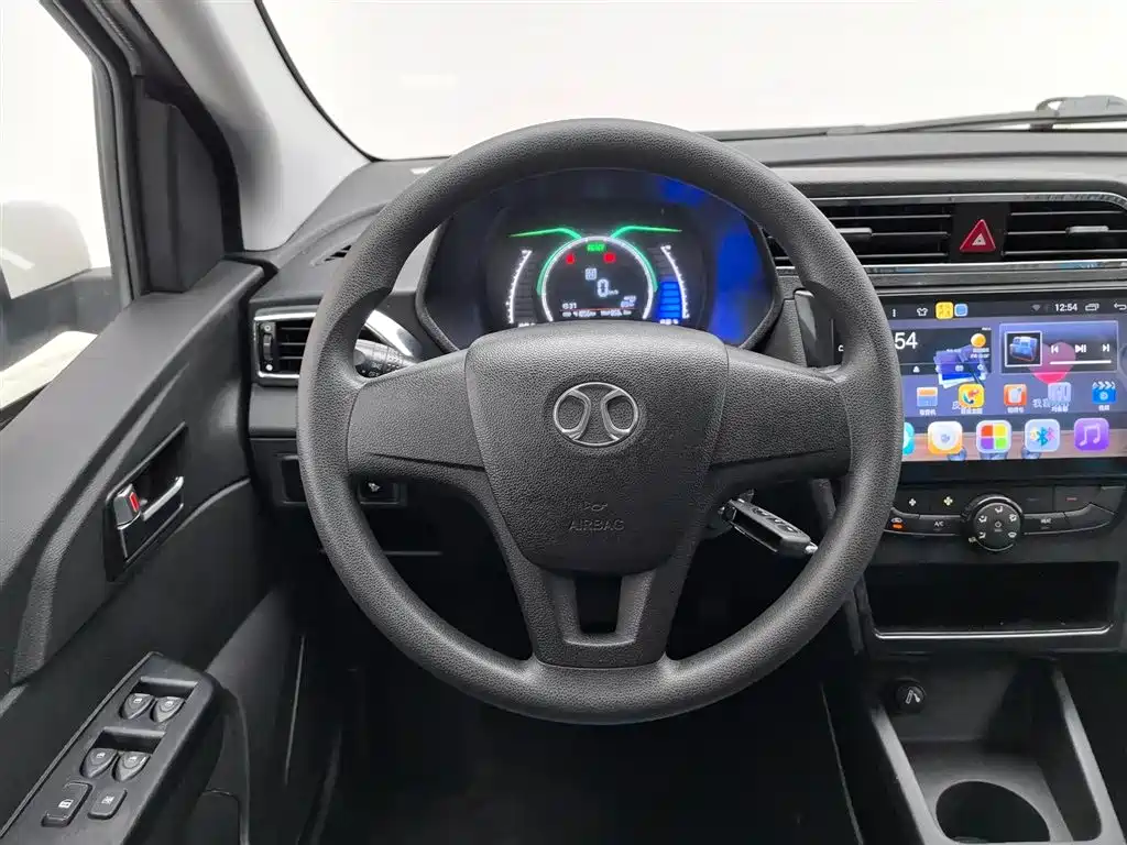 BAIC New Energy EC 2018 — фото 14