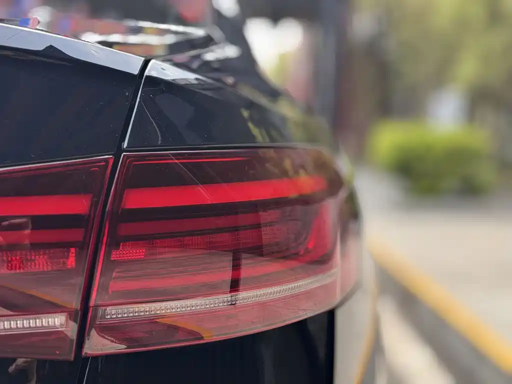 Volkswagen Passat 2023 — фото 13