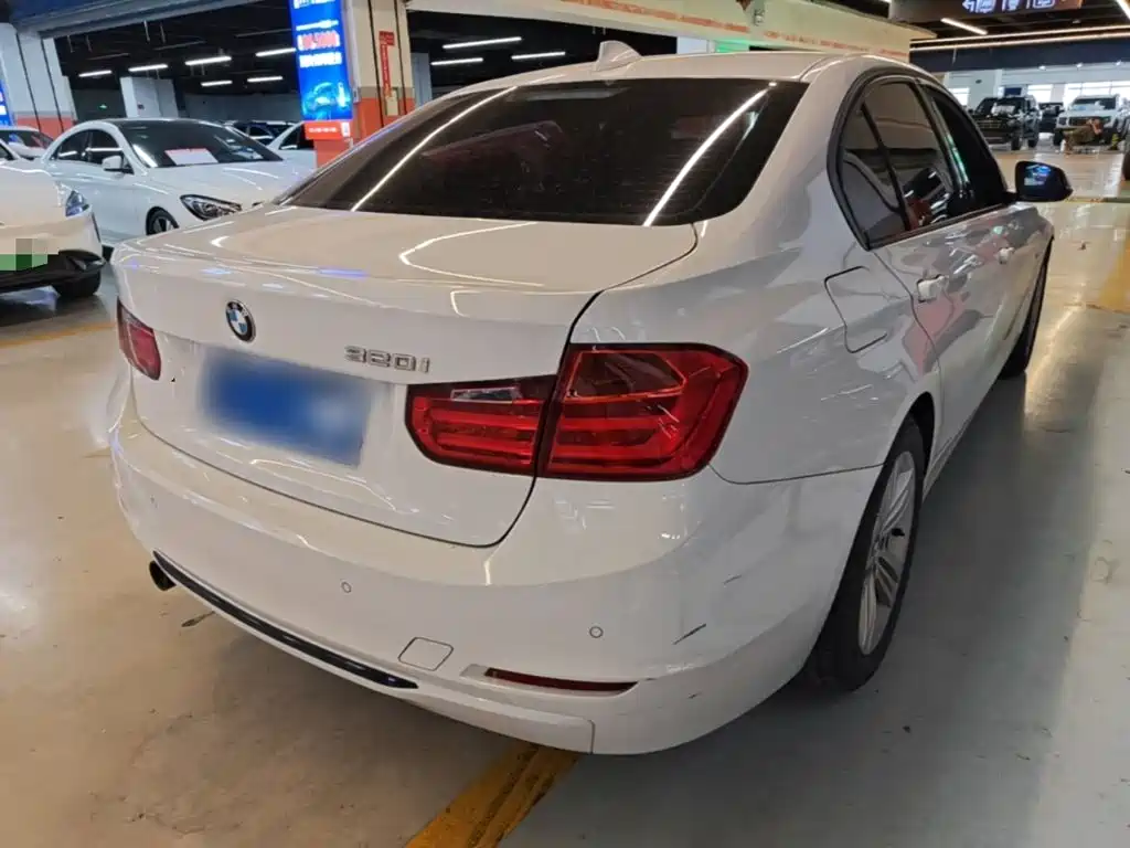 BMW 3 Series 2015 — фото 7