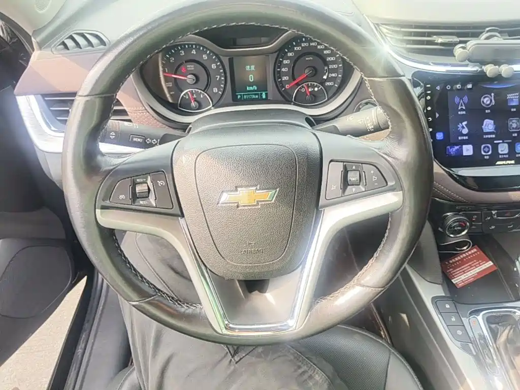 Chevrolet Malibu 2017 — фото 11
