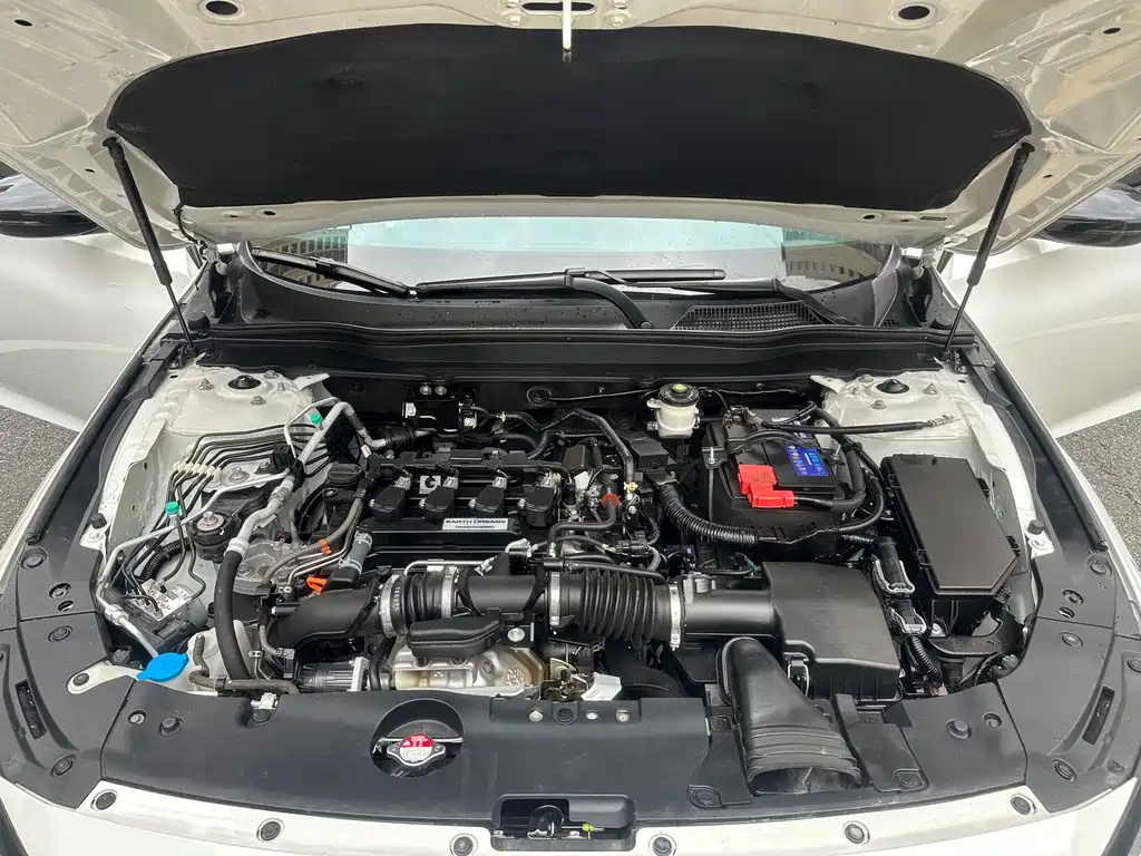 Honda Accord 2022 — фото 12
