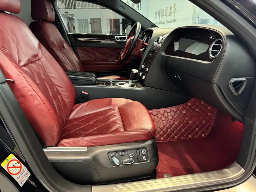 Bentley Flying Spur 2011 — фото 23