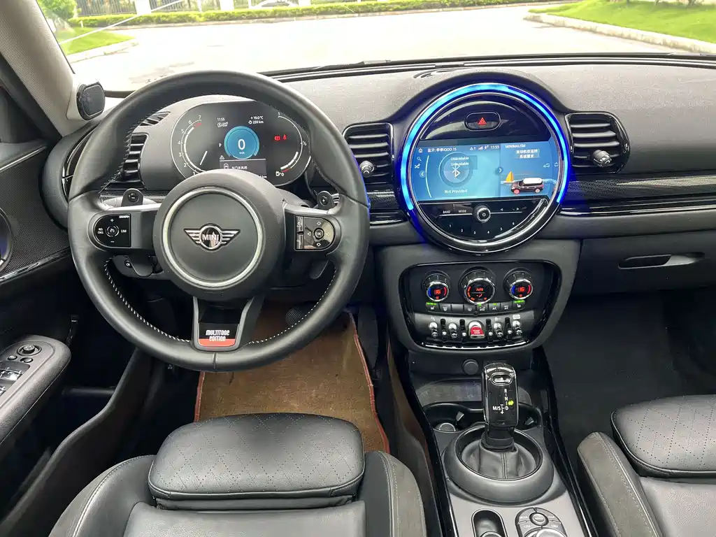 MINI Clubman 2023 — фото 11