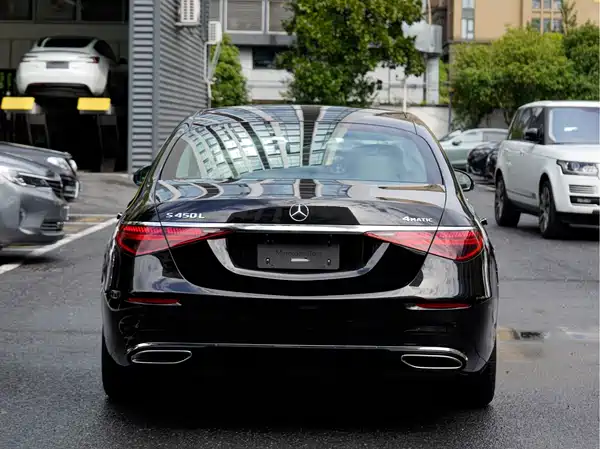 Mercedes-Benz S-Class 2023