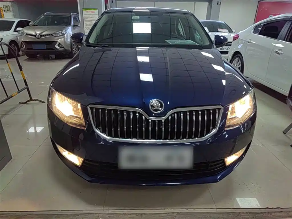 Skoda Octavia 2014 — фото 3