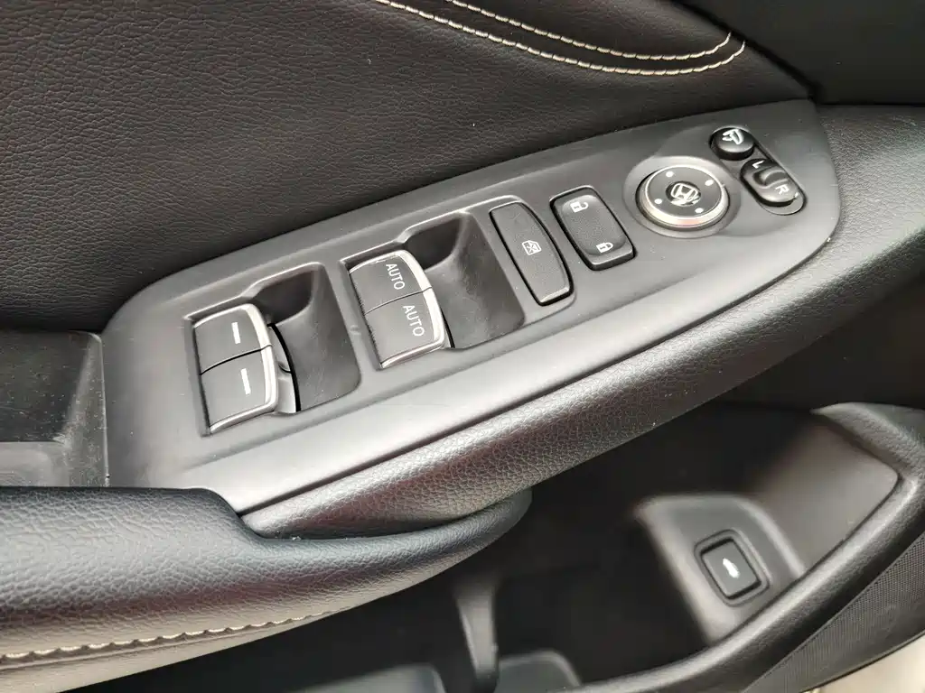 Honda Inspire 2019 — фото 13