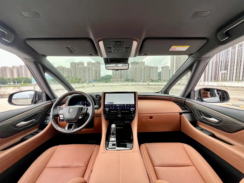 Toyota Vellfire 2025 — фото 8