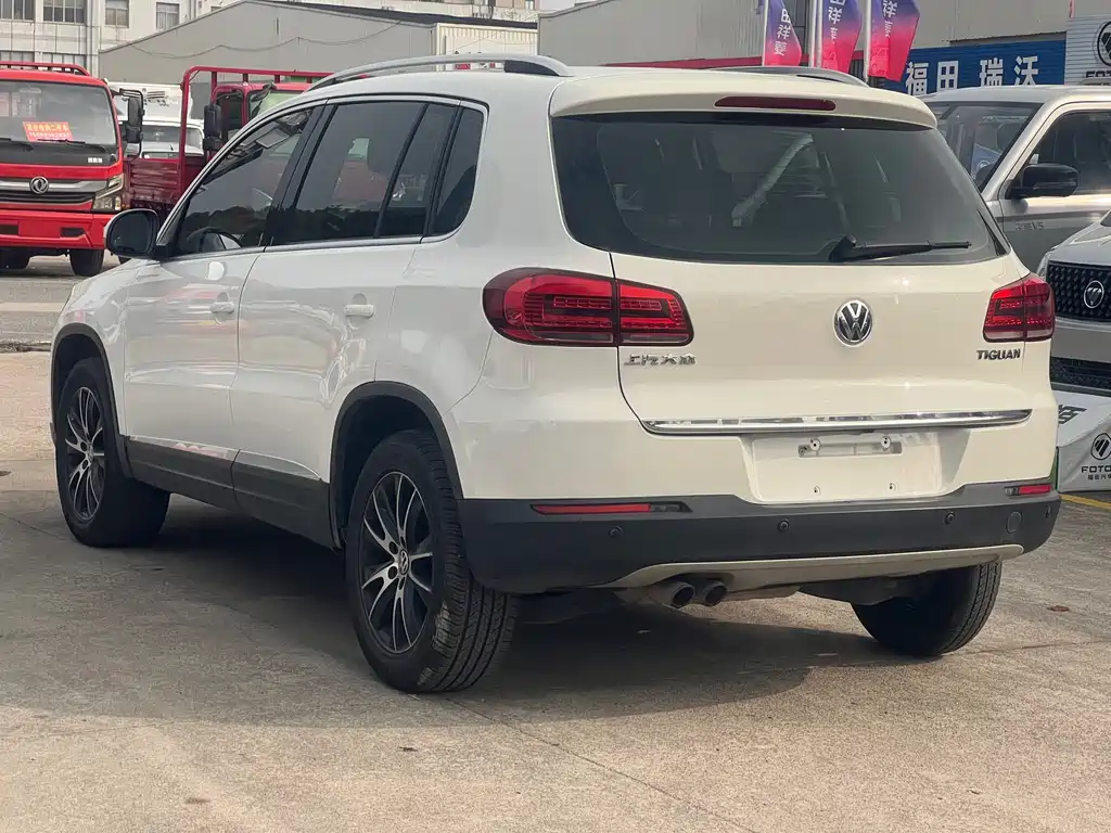 Volkswagen Tiguan 2016 — фото 3