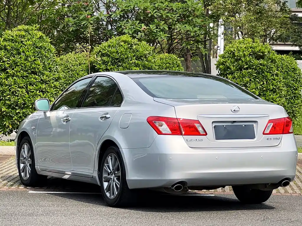 Lexus ES 2008 — фото 15