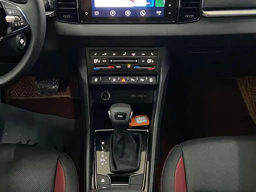 Skoda Karoq 2022 — фото 23