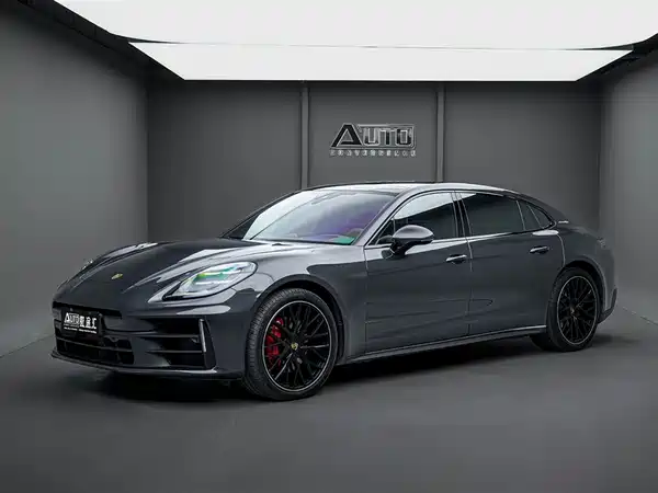 Porsche Panamera 2024