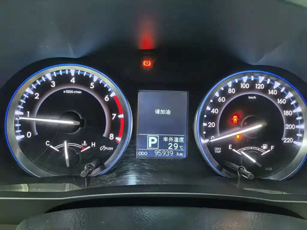 Toyota Highlander 2015 — фото 12