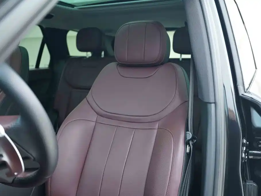 Land Rover Range Rover Sport 2023 — фото 13