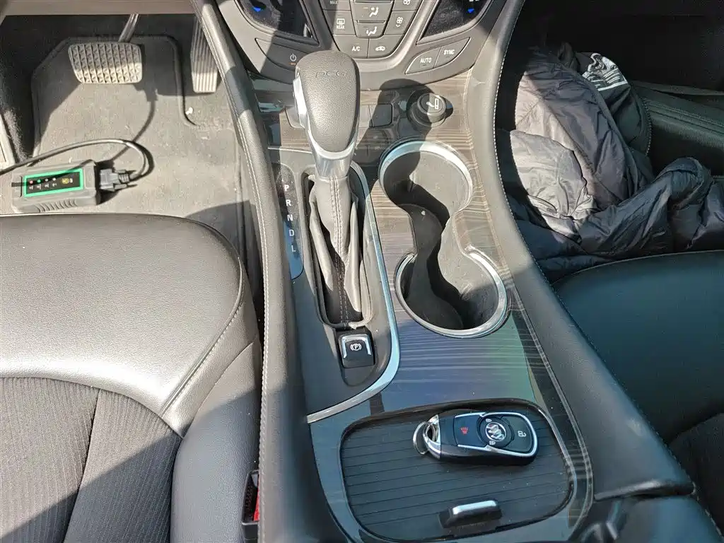 Buick Envision Plus 2020 — фото 10