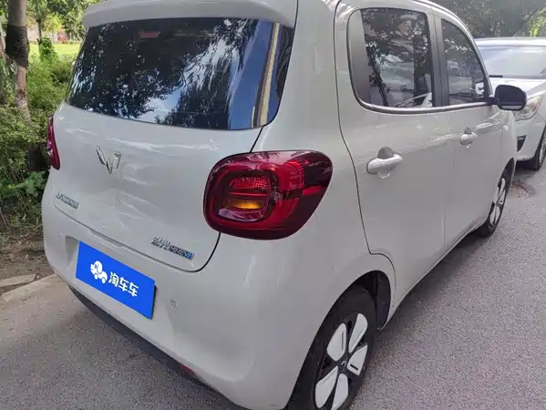Wuling Hongguang MINIEV 2025