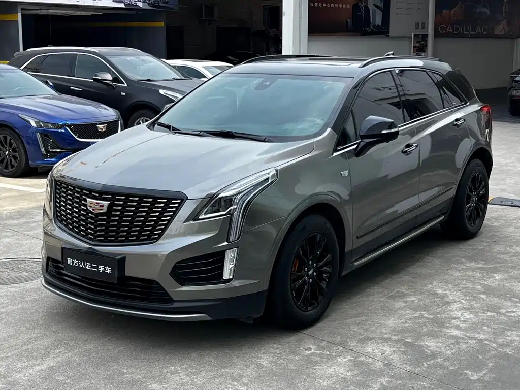 Cadillac XT5 2022 — фото 1