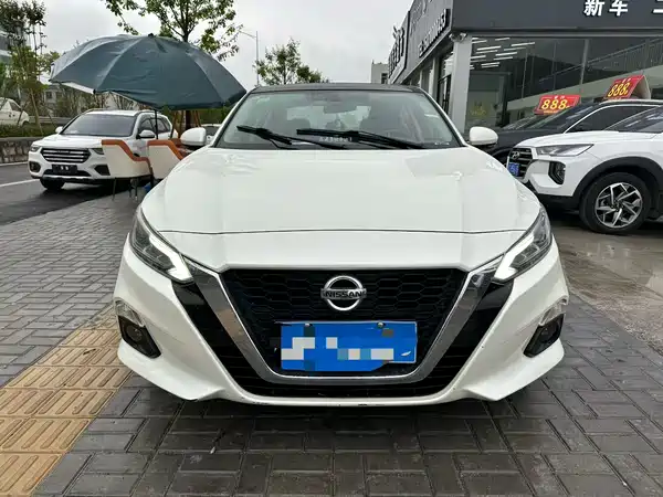 Nissan Teana 2021