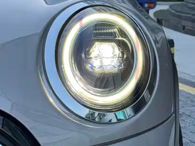 MINI MINI 2023