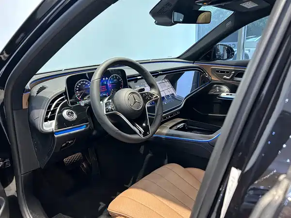 Mercedes-Benz E-Class 2025