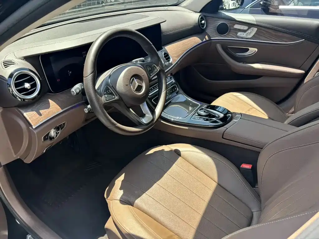 Mercedes-Benz E-Class 2017 — фото 6